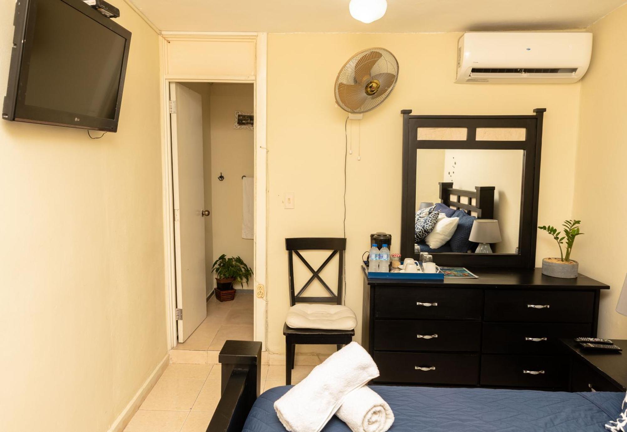 Hotel Boutique Simona La Romana Phòng bức ảnh